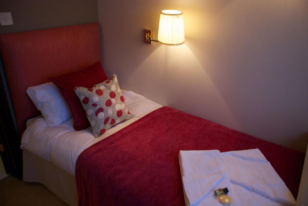 The White Hart Inn Newbury (Berkshire) Quarto foto